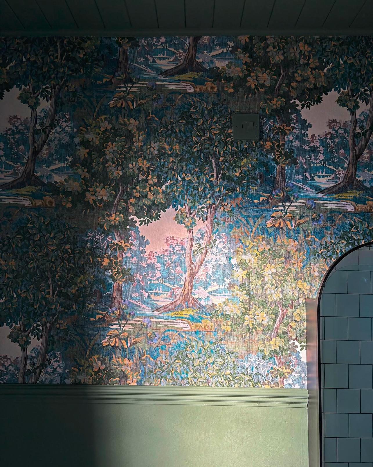 Bodenham Heritage Green Wallpaper - 127901_DETAIL_UGC_@luvena.jade Bodenham Heritage green.jpg